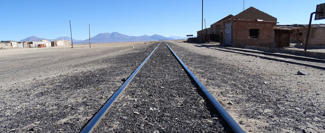 Bolivien Bolivien Route Eisenbanhschienen