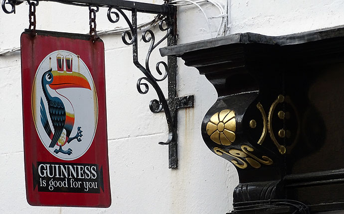 Guiness-Schild in Irland