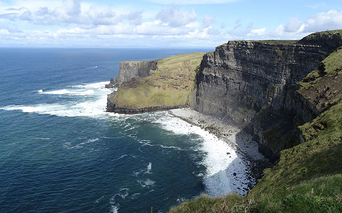 An den Klippen von Moher in Irland