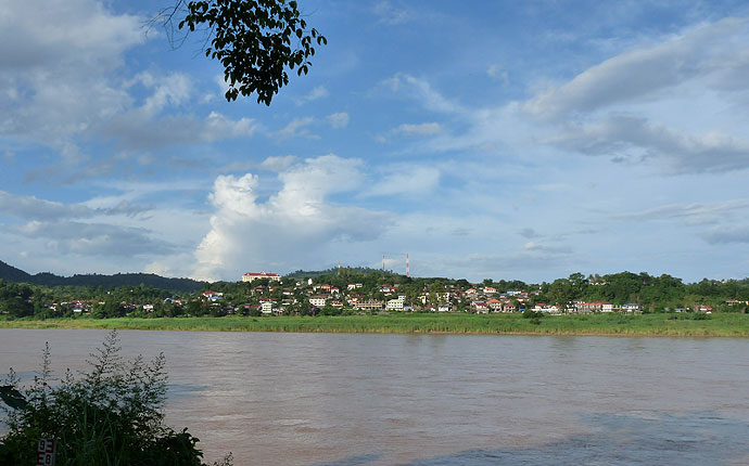 Mekong Grenze Laos