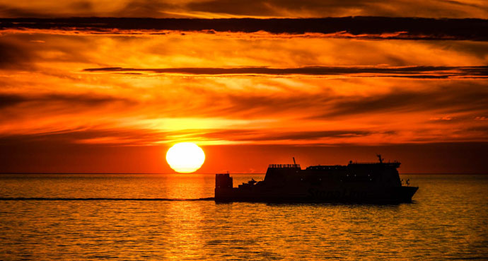 Sonnenuntergang als Feuerball