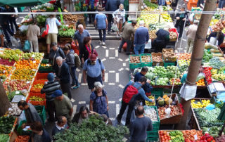 Händler auf dem Markt in Funchal