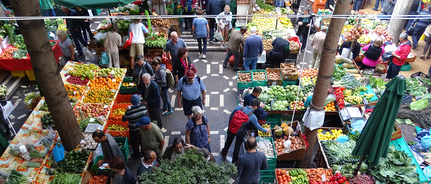 Händler auf dem Markt in Funchal