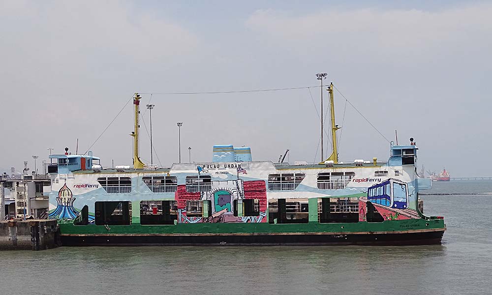 Fähre zwischen Butterworth und Penang.