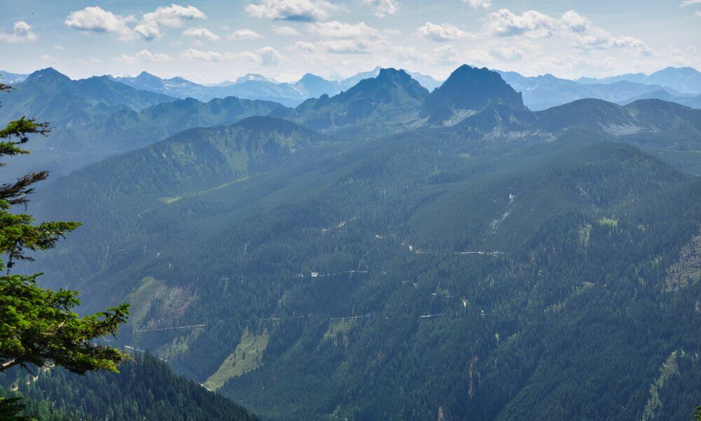 Blick über Bergkette