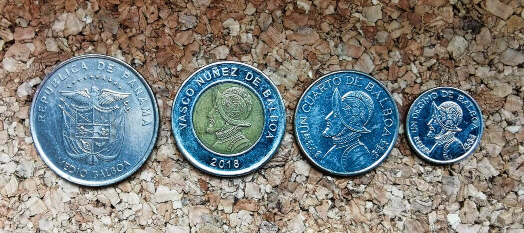 Münzen aus Panama mit Aufschrift Balboa